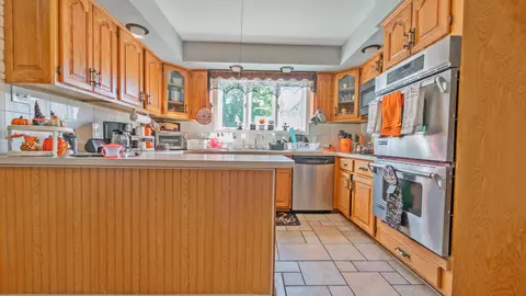 1438 Roberts Ave, Whiting, IN 46394 photo 11