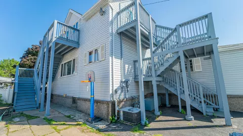 1438 Roberts Ave, Whiting, IN 46394 photo 34