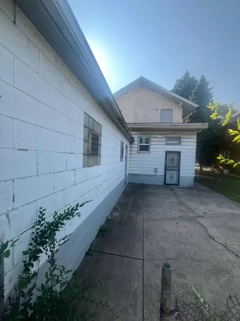 769 Buchanan St, Gary, IN 46402 photo 3
