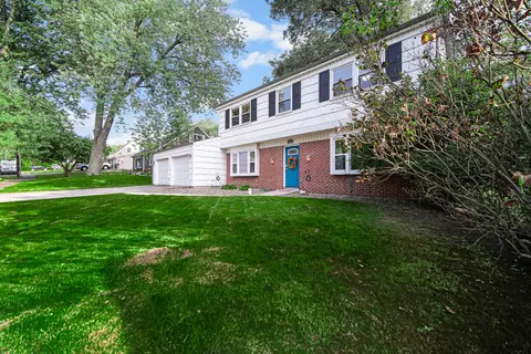 1151 Avondale Ave, Valparaiso, IN 46385
