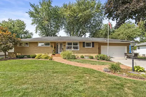 9012 Cottage Grove Ave, Highland, IN 46322