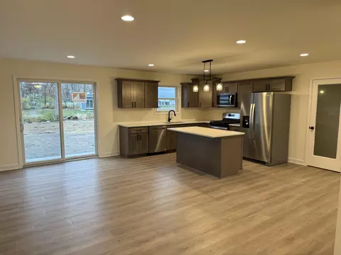 11660 Primrose Ct, Wheatfield, IN 46392 photo 4