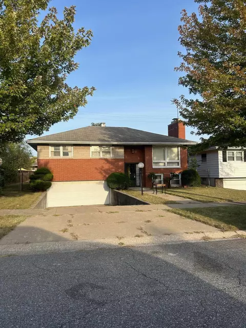 2137 Hayes St, Gary, IN 46404 photo 2