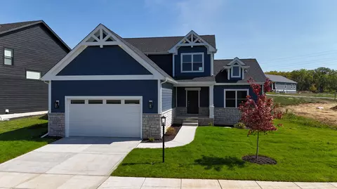 1859 Forest Ridge Dr, Valparaiso, IN 46385
