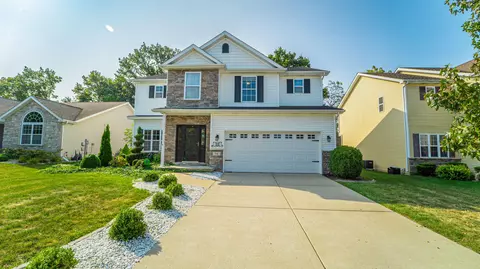 14 W Shakespeare Dr, Valparaiso, IN 46385