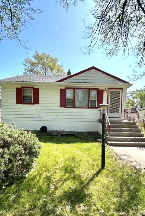611 Colfax St, Gary, IN 46406 photo 1