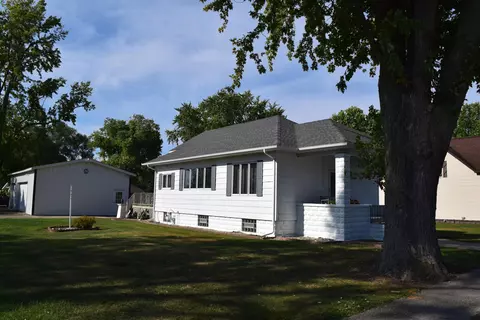 208 E Third St, Wanatah, IN 46390 photo 1