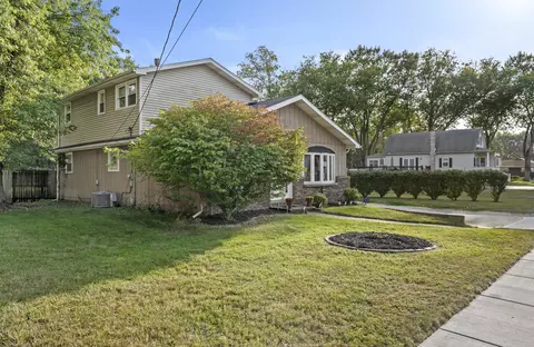 1115 W Main St, Griffith, IN 46319 photo 3