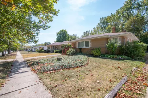 214 Timrick Dr, Munster, IN 46321 photo 2