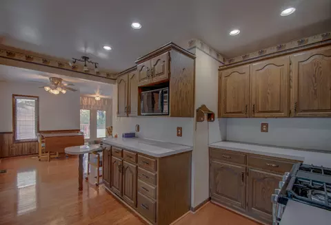214 Timrick Dr, Munster, IN 46321 photo 12