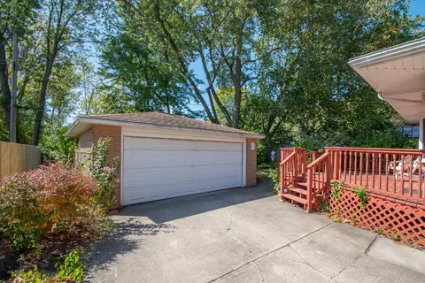 214 Timrick Dr, Munster, IN 46321 photo 4
