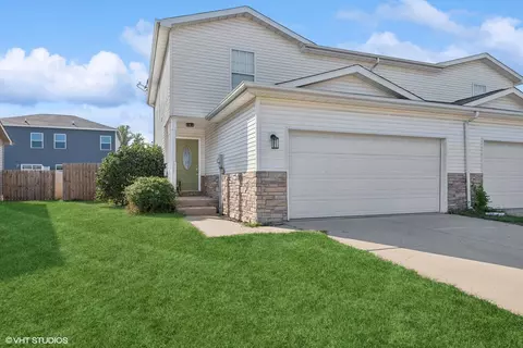 605 Chandler Dr, Westville, IN 46391