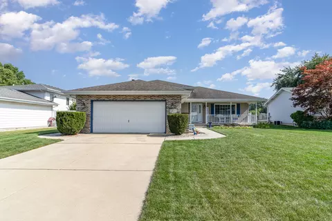 1449 Ash Pl, Griffith, IN 46319 photo 1
