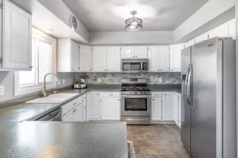 1449 Ash Pl, Griffith, IN 46319 photo 10