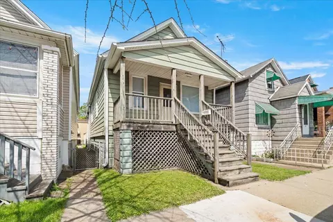 2112 New York Ave, Whiting, IN 46394