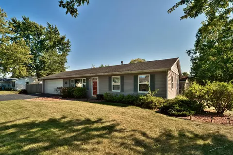 634 Norfolk Rd, Valparaiso, IN 46385 photo 3
