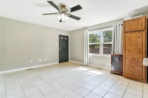 634 Norfolk Rd, Valparaiso, IN 46385 photo 12