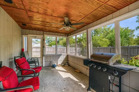 634 Norfolk Rd, Valparaiso, IN 46385 photo 31
