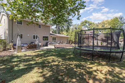 9125 Walnut Dr, Munster, IN 46321 photo 28