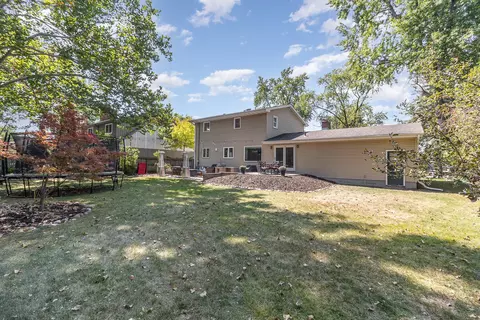 9125 Walnut Dr, Munster, IN 46321 photo 30