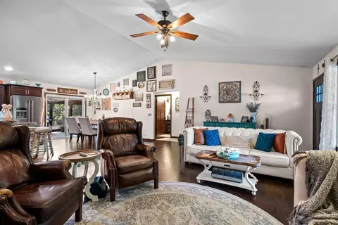 10951 N 565, De Motte, IN 46310 photo 17