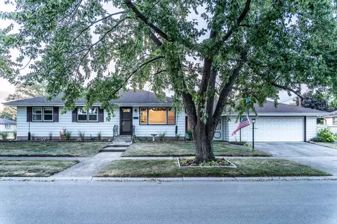 3325 42nd St, Highland, IN 46322