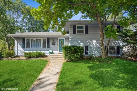 9628 Hawthorne Ave, Munster, IN 46321