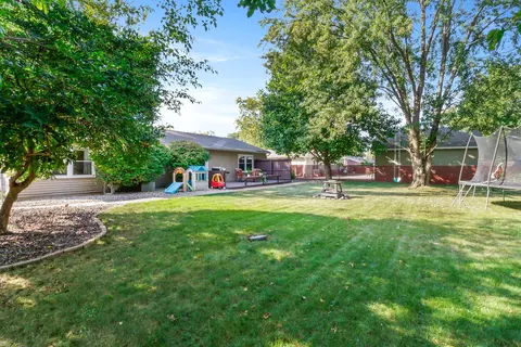 2106 Sturdy Rd, Valparaiso, IN 46383 photo 15