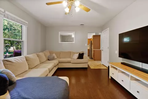 2106 Sturdy Rd, Valparaiso, IN 46383 photo 8