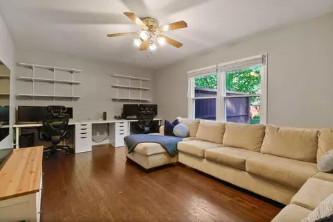 2106 Sturdy Rd, Valparaiso, IN 46383 photo 7