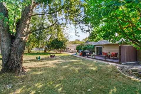 2106 Sturdy Rd, Valparaiso, IN 46383 photo 18