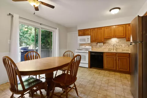 2106 Sturdy Rd, Valparaiso, IN 46383 photo 5