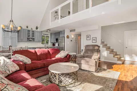 431 E Myrtle Ave, Beverly Shores, IN 46301 photo 4