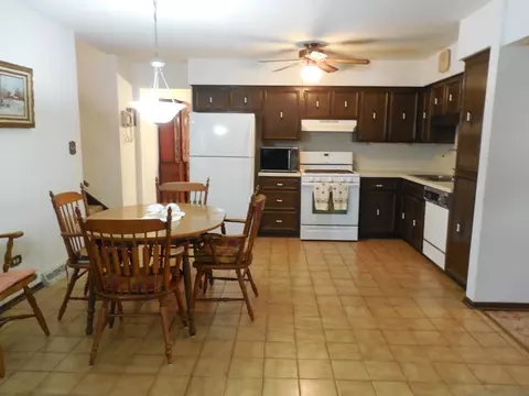 8404 Forest Ave, Munster, IN 46321 photo 7