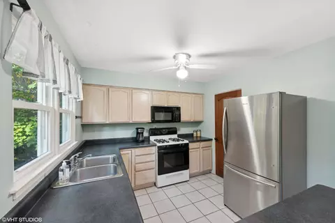 6417 Ash Ave, Gary, IN 46403 photo 5
