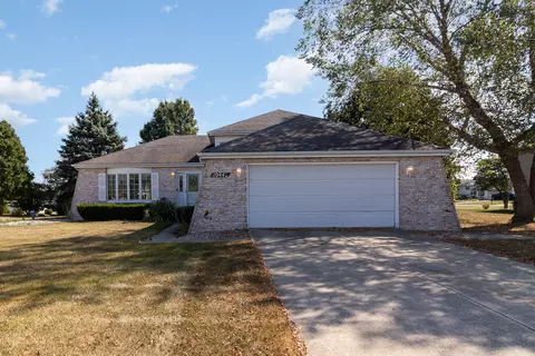 10447 Olcott Ave, Saint John, IN 46373