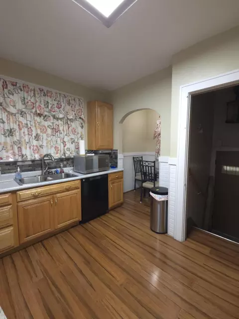 764 Hanley St, Gary, IN 46406 photo 6