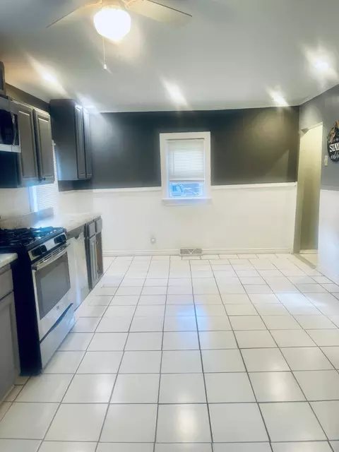 1166 Mount St, Gary, IN 46406 photo 4