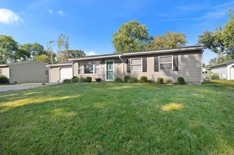 780 Governor Rd, Valparaiso, IN 46385