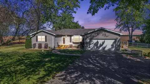 279 E 550, Kouts, IN 46347
