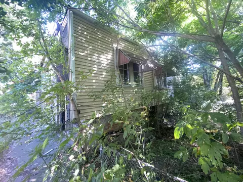 1300 Lincoln St, Gary, IN 46407 photo 4