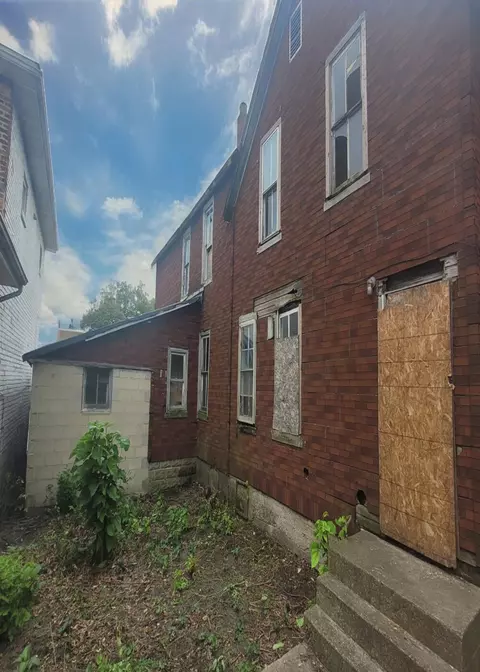 4504 Harrison St, Gary, IN 46408 photo 5