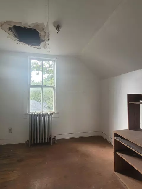 4504 Harrison St, Gary, IN 46408 photo 35