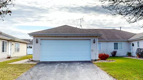 Exterior - 1731 Beech Dr, Crown Point, IN 46307 photo 1 of 3