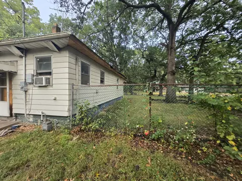 802 Hobart St, Gary, IN 46406 photo 5