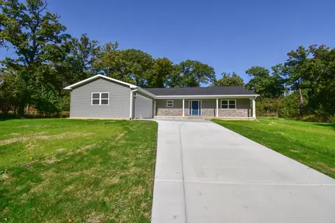 Exterior - 7960 Rhode Ct, Dyer, IN 46311 photo 3 of 7