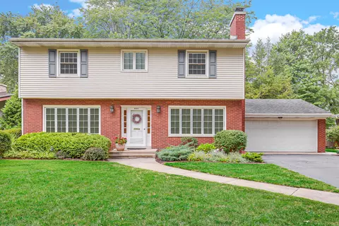 8804 Greenwood Ave, Munster, IN 46321