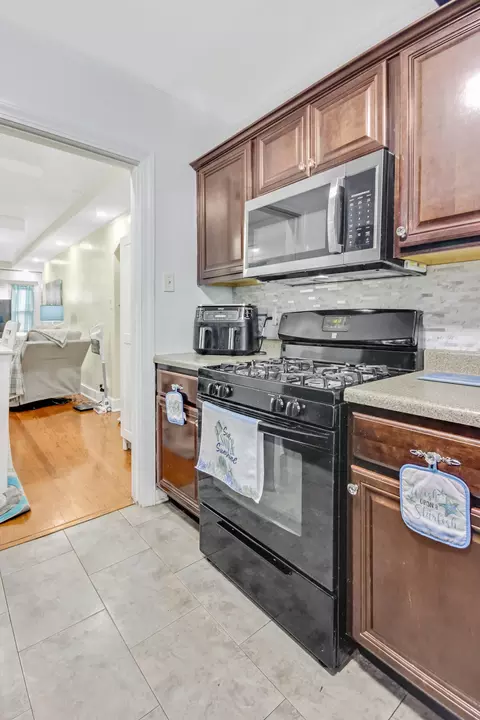 Kitchen - 1321 Indiana St, Hammond, IN 46320 photo 2 of 2