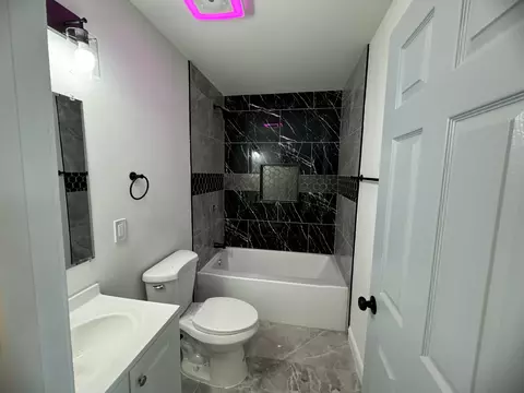 2568 W 13th Ave, Gary, IN 46404 photo 9