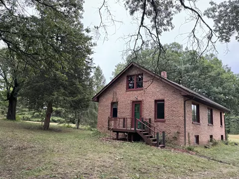 10751 N 500, De Motte, IN 46310 photo 2